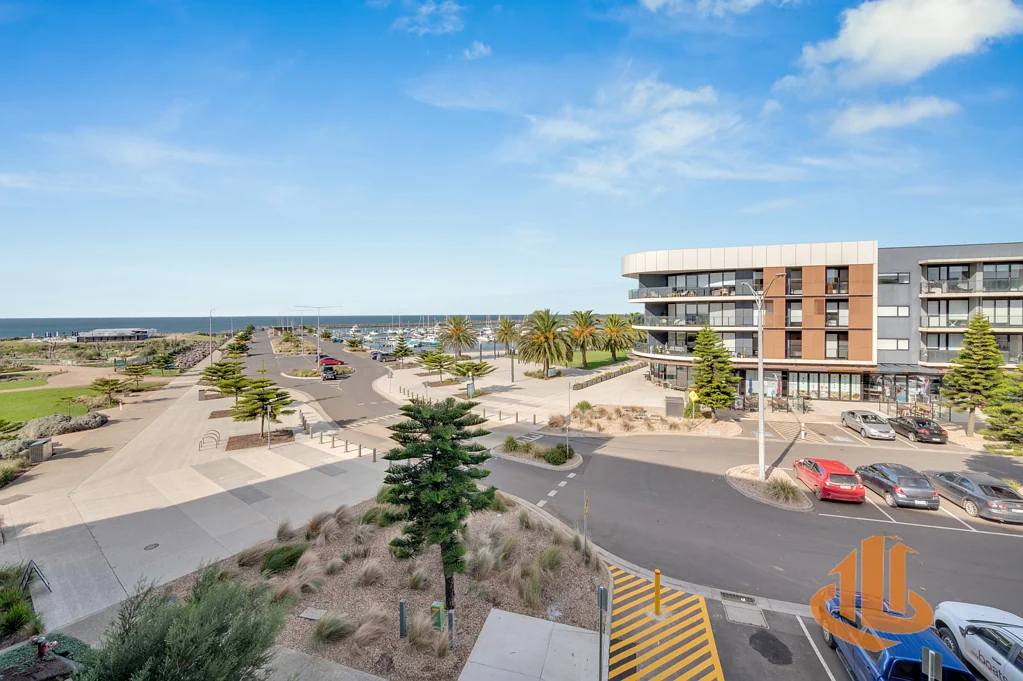 219/33 Quay Boulevard, Werribee South, VIC 3030