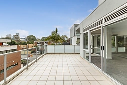 212/135 Inkerman Street, St Kilda