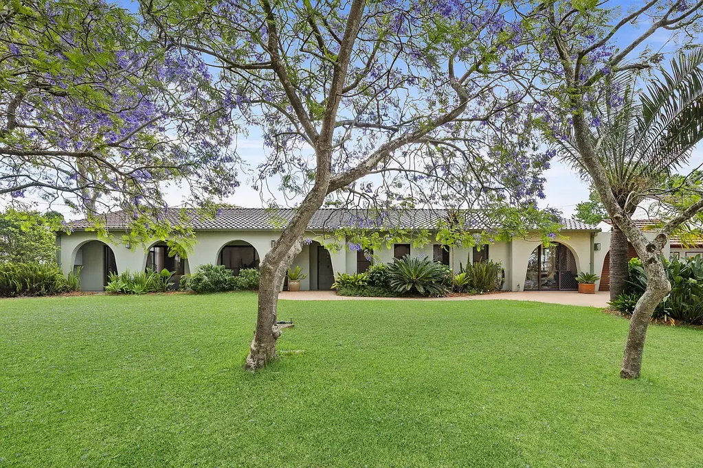 1 Bushlands Avenue, Hornsby Heights, NSW 2077