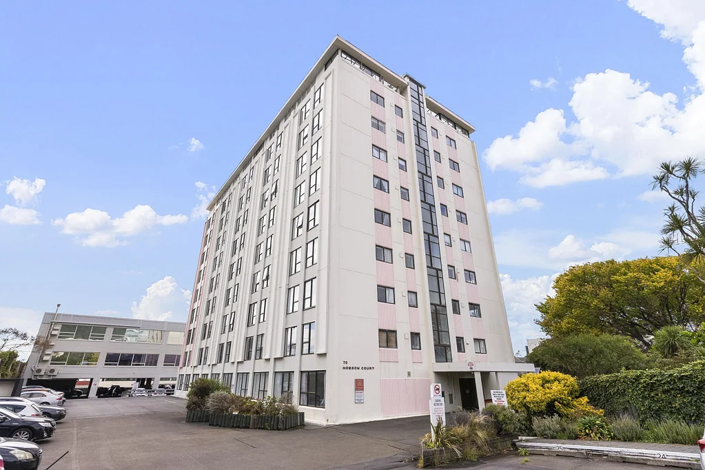 Thorndon 1房  Thorndon Opportunity with a Carpark