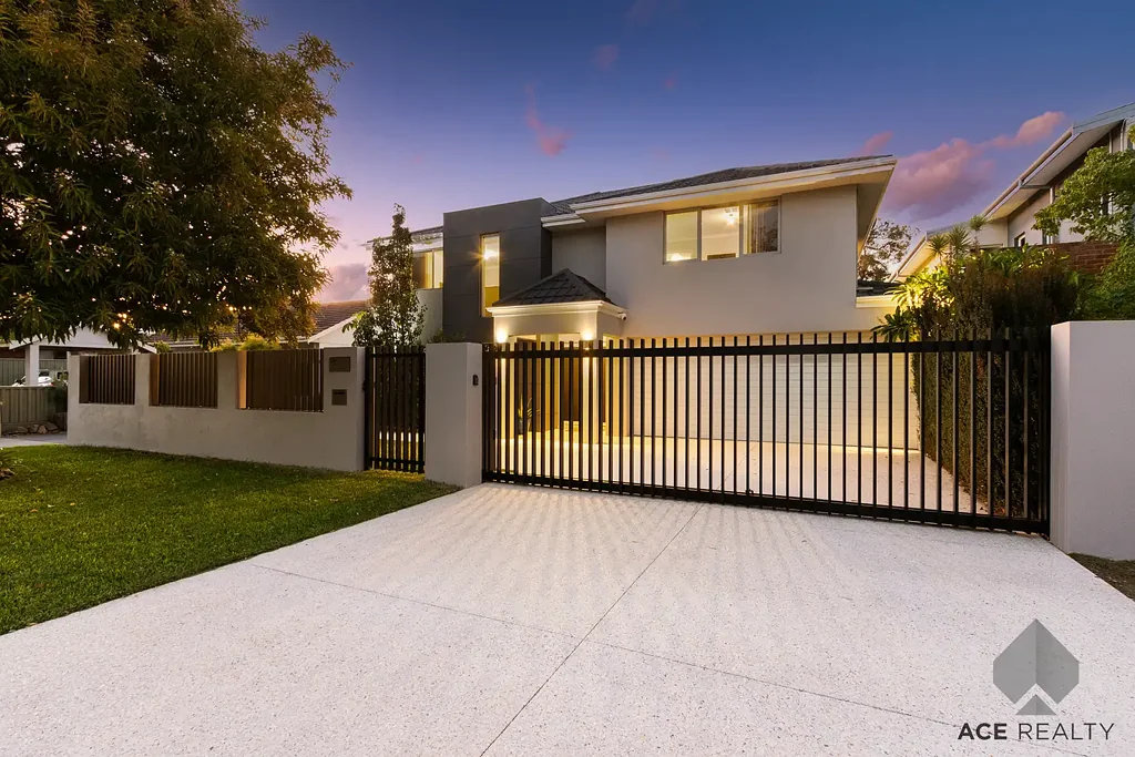 Mount Pleasant 4ਬੈੱਡਰੂਮ EXECUTIVE FAMILY RESIDENCE