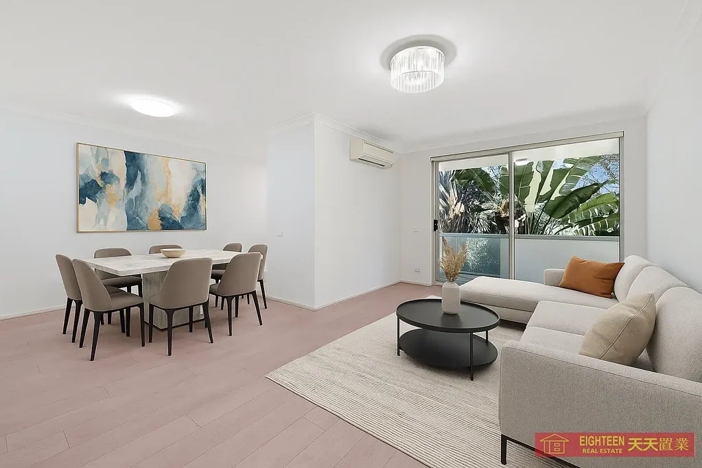 Hurstville 3침실 Light-Filled Apartment in Prime Location