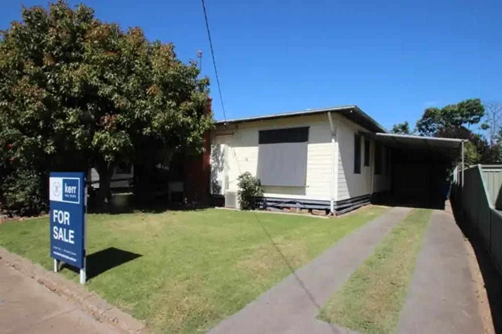 Cobram 2침실 Neat and Tidy Two Bedroom Weatherboard Home