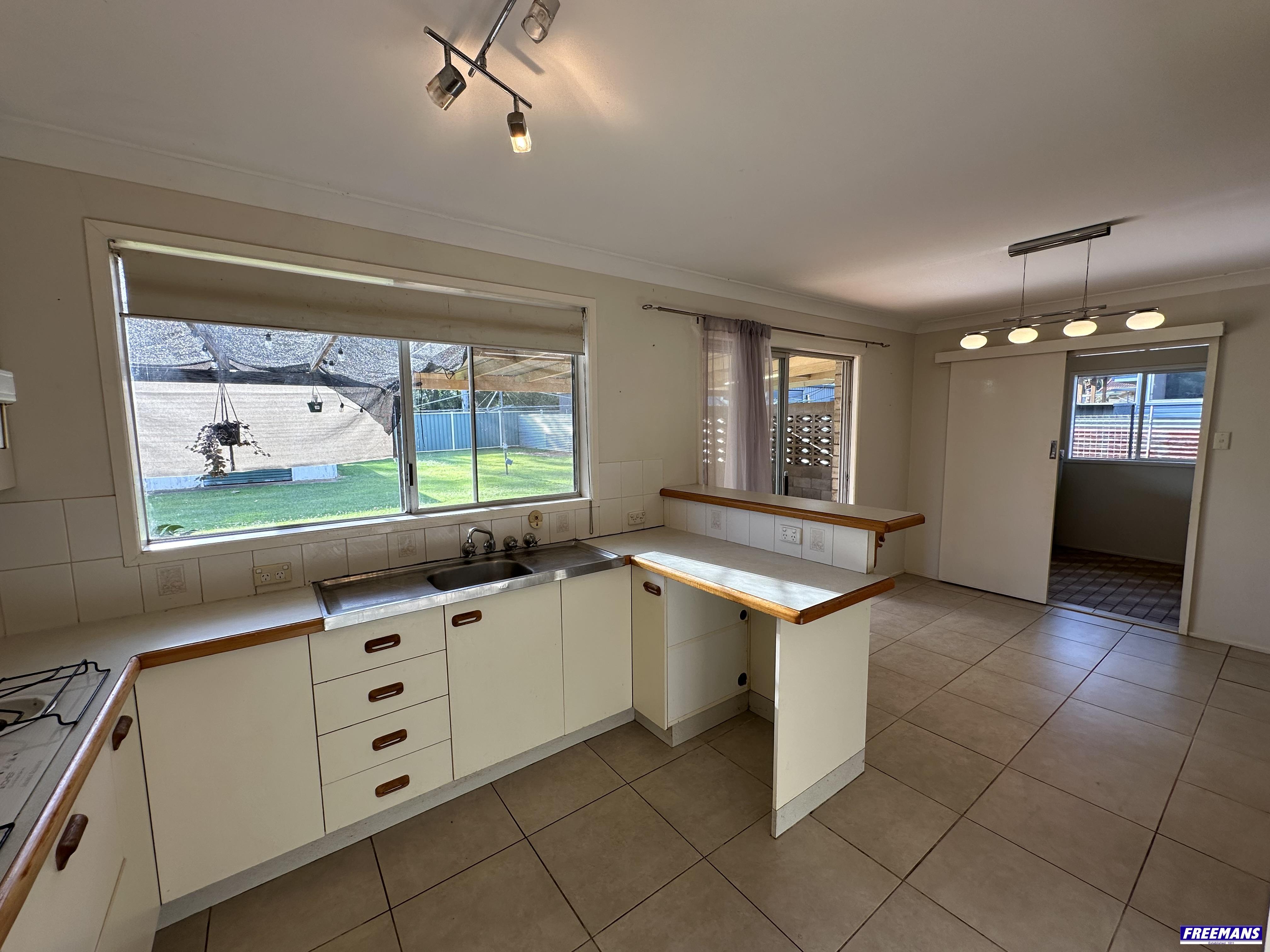 51 FIRST AV, KINGAROY QLD 4610, 0 Schlafzimmer, 0 Badezimmer, House