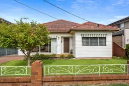 21 Beaconsfield Road, Mortdale