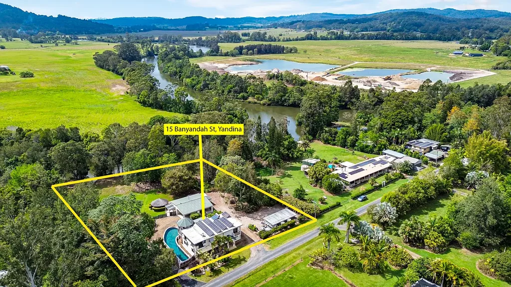Yandina 6Kwarto STUNNING RETREAT WITH MULTIPLE DWELLINGS, POOL, BOAT RAMP & RIVER ACCESS - PERFECT FOR FAMILIES OR INVESTORS ALIKE!!!