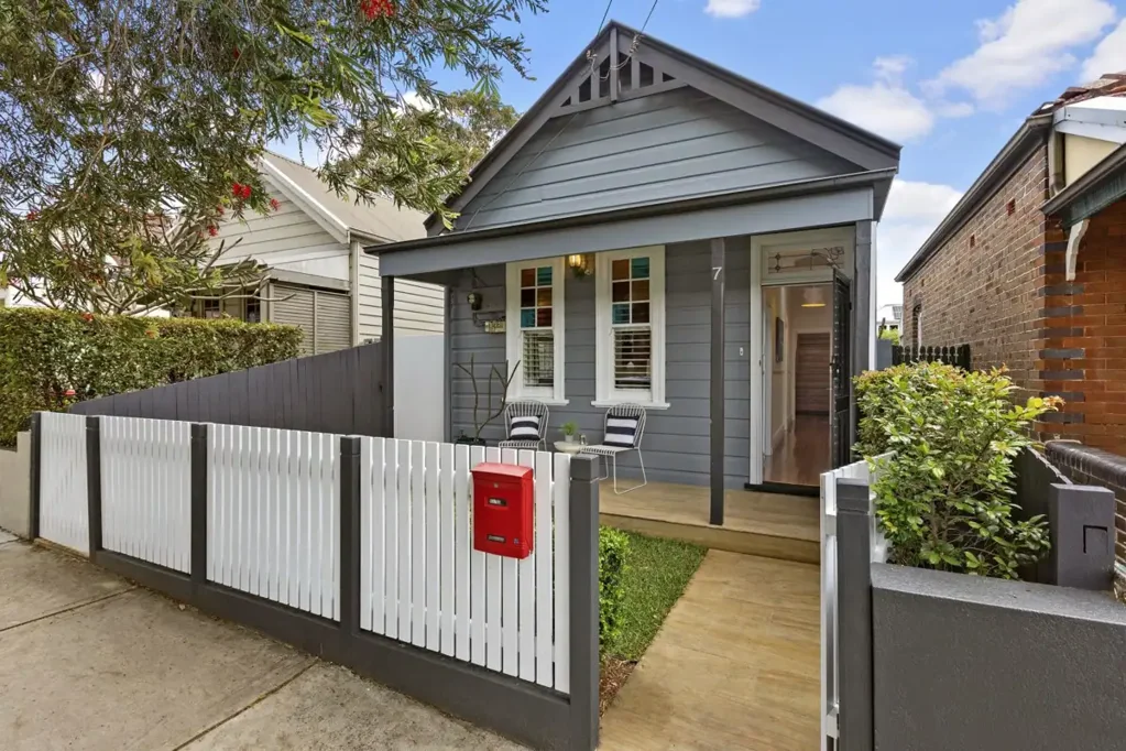 Lilyfield 3Moenga Freestanding Home with Garden Studio and City Views