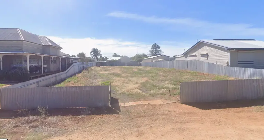 Donald  Great Sized block to build your dream home on STCA