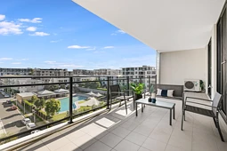 615/16 Baywater Drive, Wentworth Point