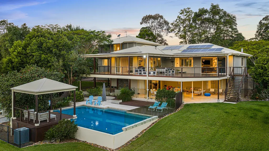Doonan 7房  Grand Hinterland Estate Offering Space, Serenity & Multi-Generational Living
