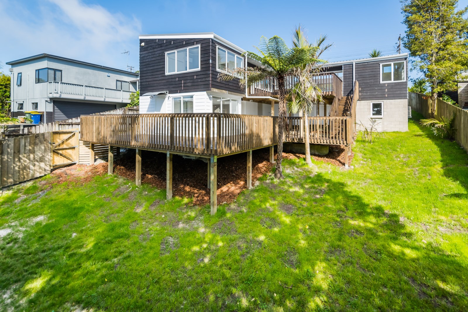 1/21 Deep Creek Road, Waiake, Auckland - North Shore, 3 chambres, 0 salles de bain