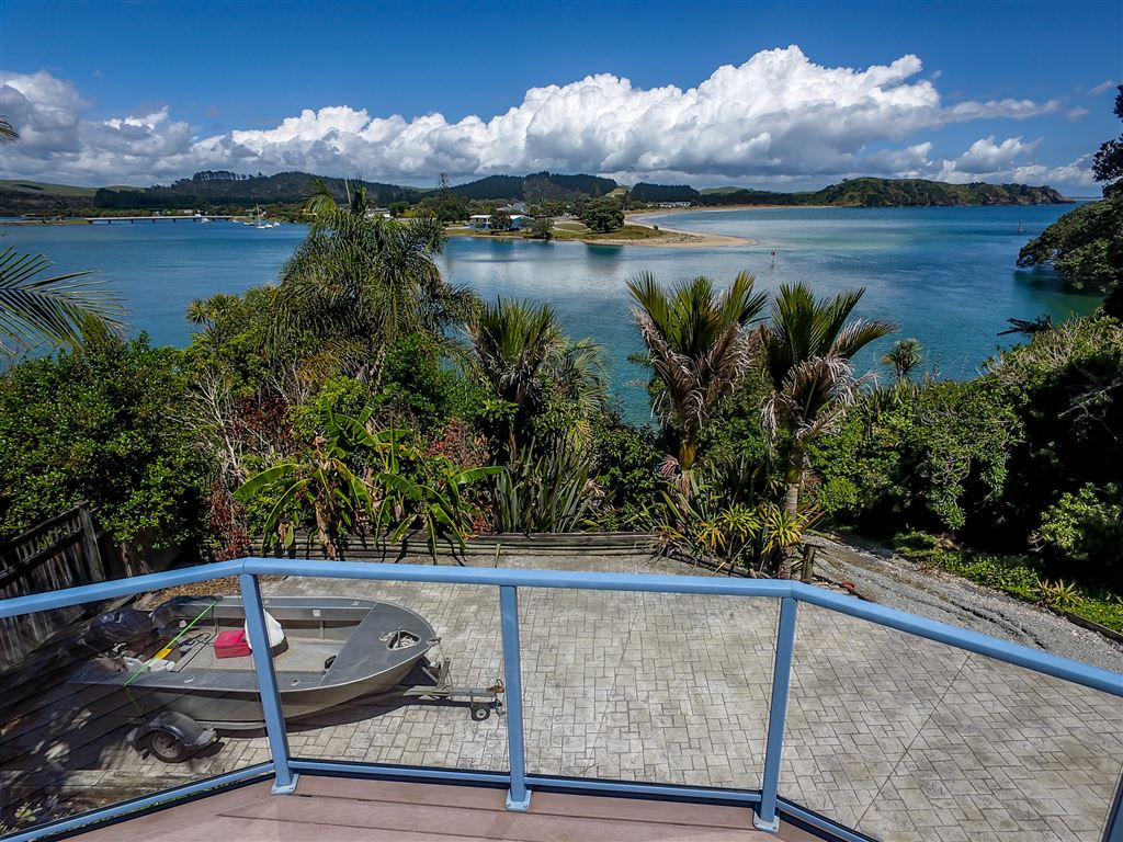 16 Bush Point Road, Cable Bay, Far North, 4 habitaciones, 0 baños