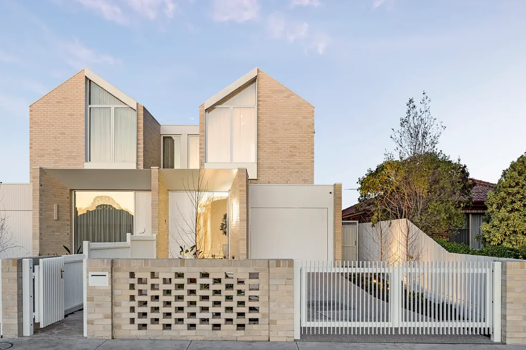 Pascoe Vale 4 Bedroom Where Dream Homes Become Reality!