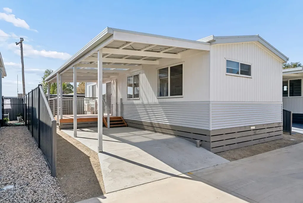 Nagambie 2 Bedroom "Goshawk"
