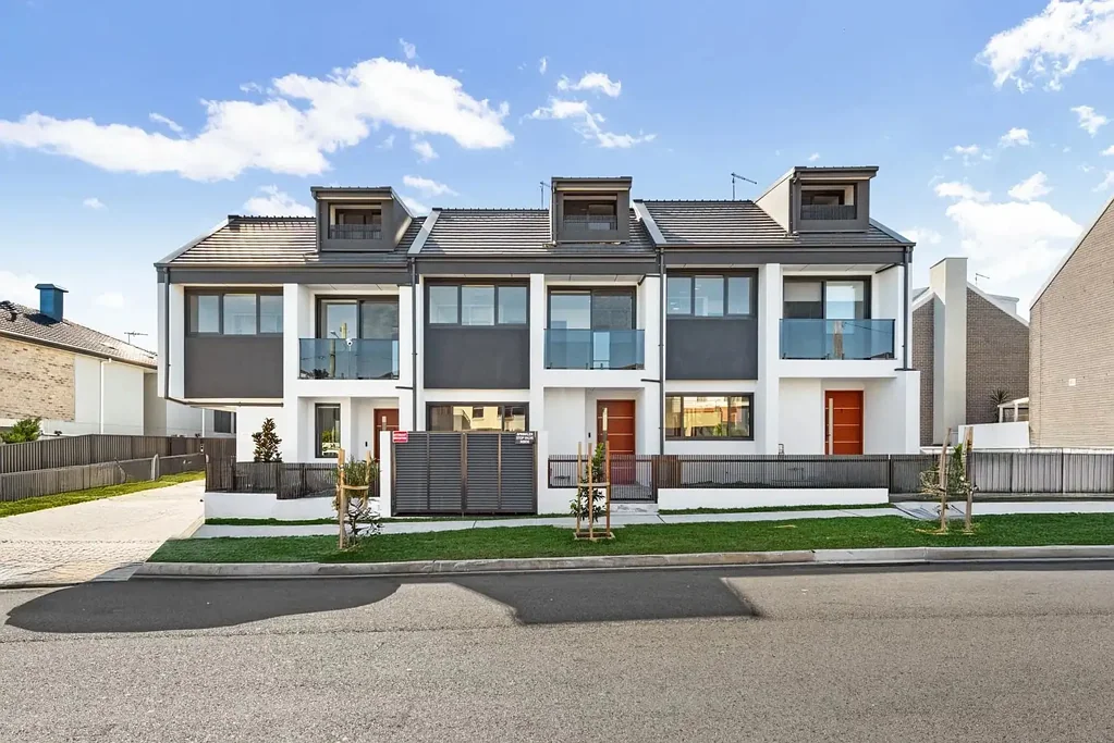 Auburn 4chambre Brand new Contemporary Living with Space, Style & Ultimate Convenience