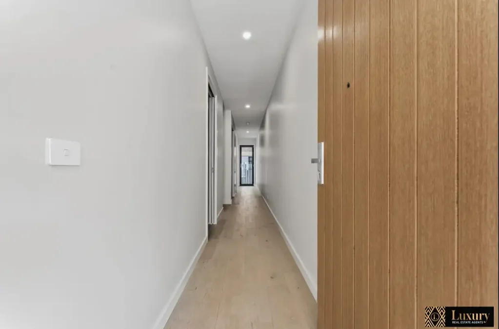 FOR LEASE | 2 Bedroom | 2 Bathroom | 1 Car Space - Contemporary Luxury in Ivanhoe