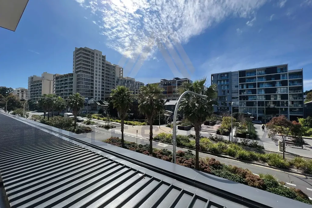 Luxury 3-Bedroom + Study Area Apartment For Rent!
