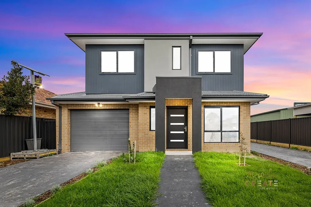 Sunshine West 3침실 LIVING OR INVESTMENT EXCELLENCE - PRIME LOCATION