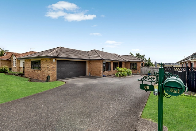35 Fergy Crescent, Wattle Downs, Manukau City
