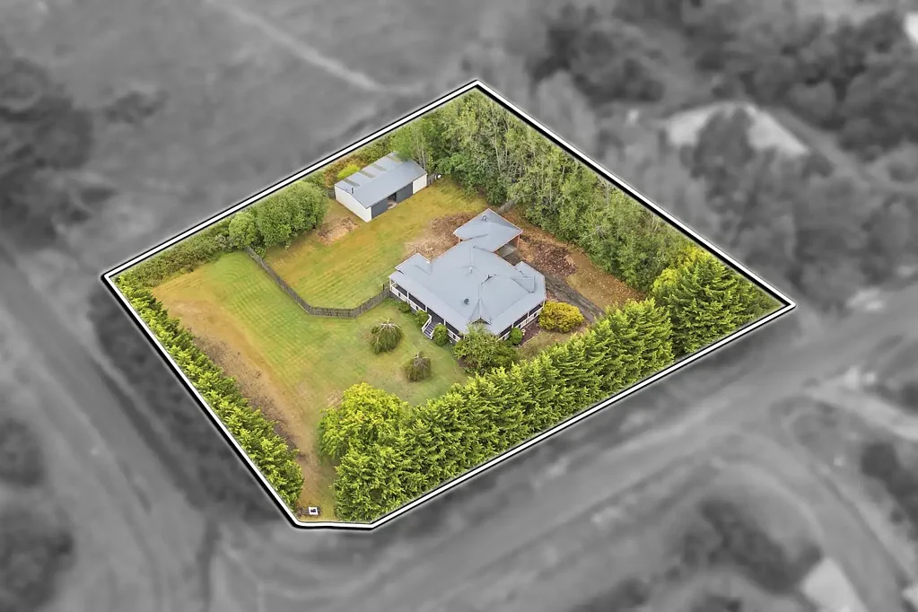 1 Roberts Road, Churchill, VIC 3842