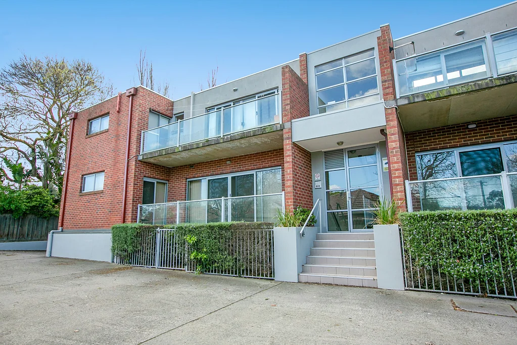 1/755 Plenty Road, Reservoir, VIC 3073