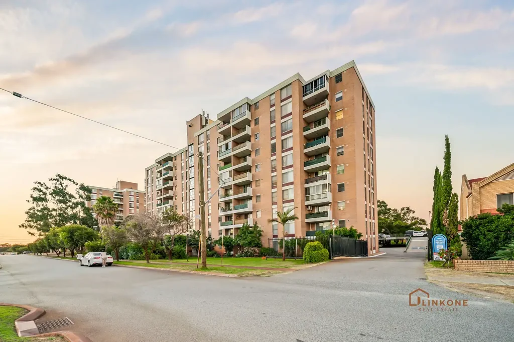 Glendalough 2房  Elevated Living with Stunning Views | Stylish 2-Bedroom Apartment in Prime Glendalough Location