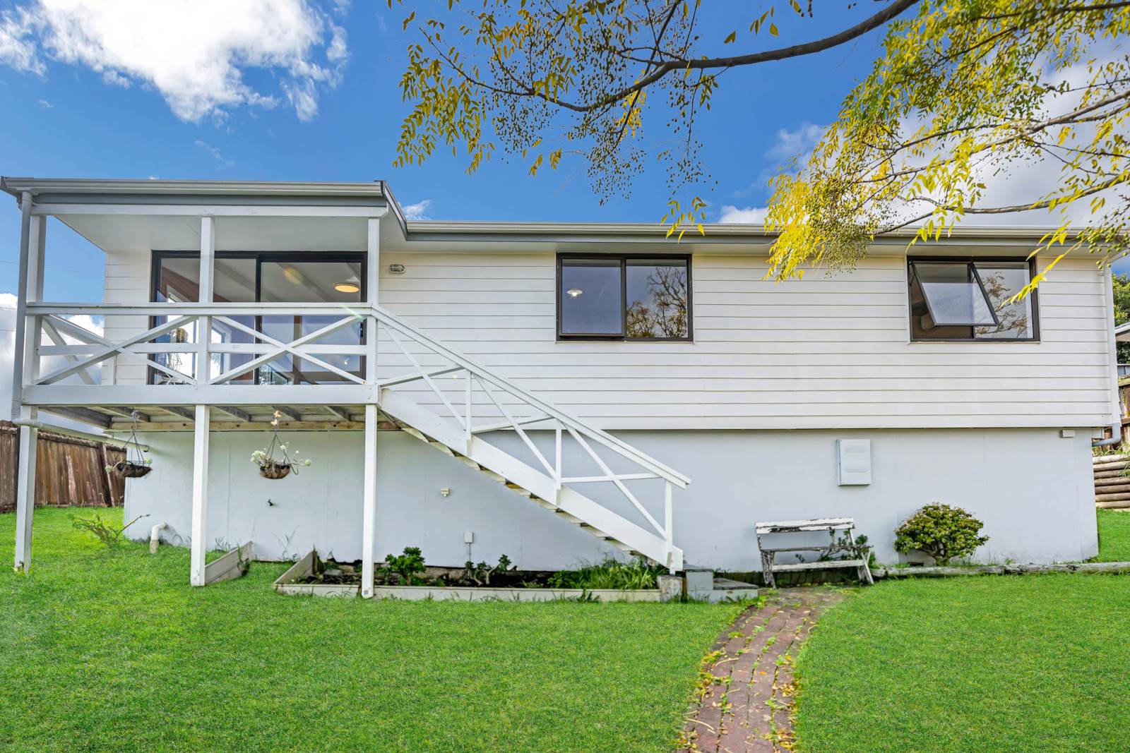 1/9 Thistledew Place, Bayview, Auckland - North Shore, 2 Schlafzimmer, 1 Badezimmer, House