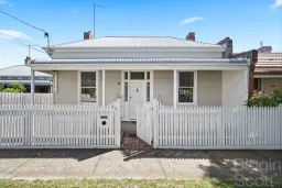 18 Hunt Street, Ballarat East