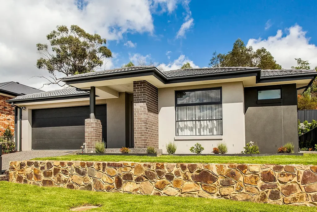 Lilydale 4 Bedroom High Side of Life