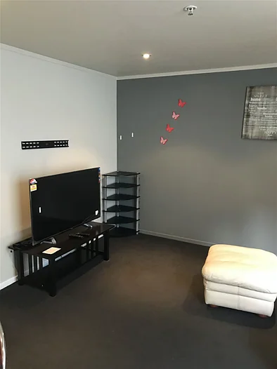 Furnished 1 Bed Apartment