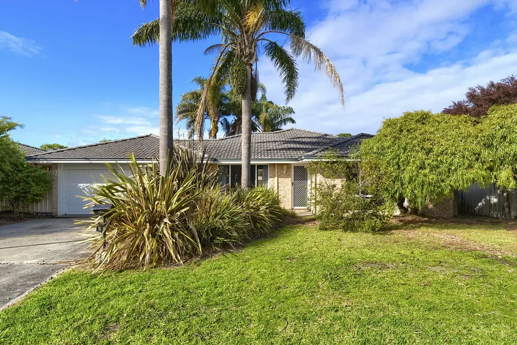 Collingwood Park 4침실 Spacious Family Home 4 x 2