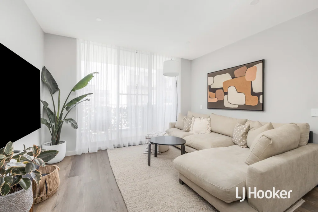 Schofields 2 Bedroom Beautiful 2 Bedroom Apartment - Walk to the Shops & Station!