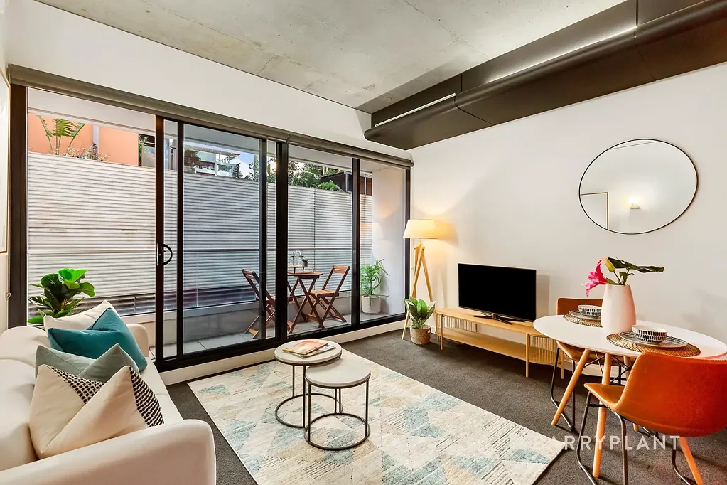 Southbank 1 Bedroom Stunning 'Sunday' unit available now! (Inc estimated 9.5% return!)