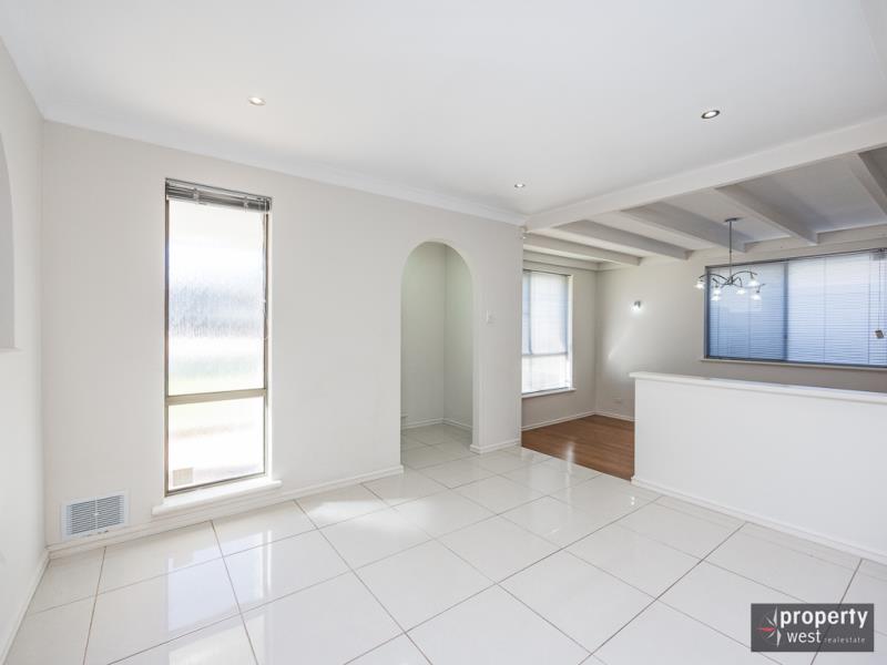 80 BRIDGEWATER DR, KALLAROO WA 6025, 0部屋, 0バスルーム, House