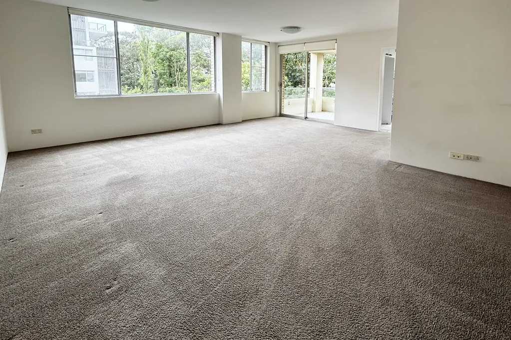 Spacious 2 Bedroom Apartment in the Heart of Bondi