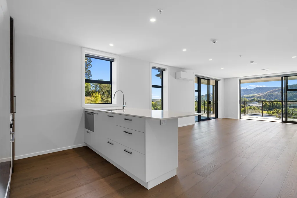 Nelson City 2 Slaapkamer Modern Living with Elevated Nelson Views