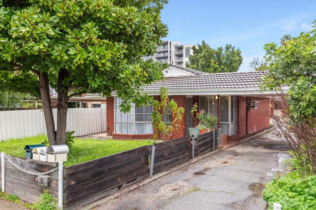 2/15 Kennedy Street, Maylands, WA 6051