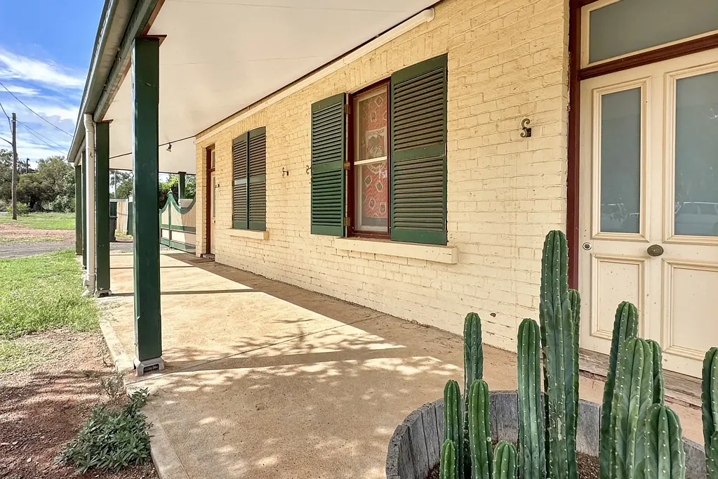 Cobar 4 Bedroom Pure convenience in an unbeatable location!
