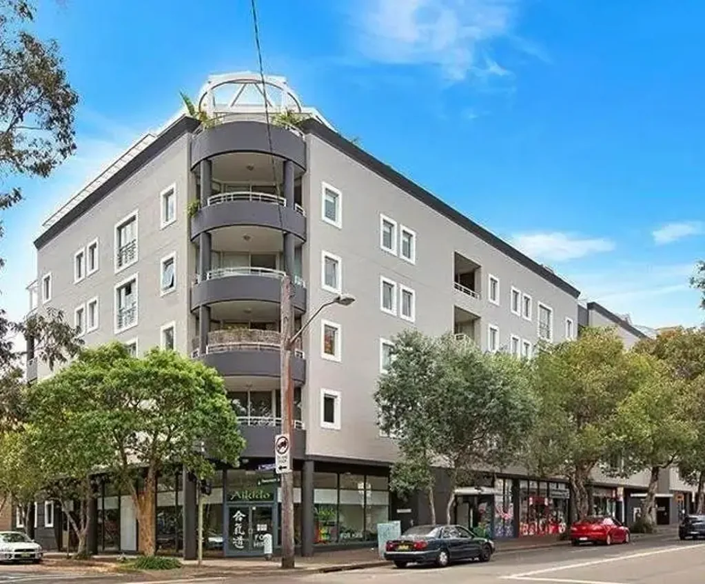 Spacious Studio with Pool, Gym, Sauna & Secure Parking