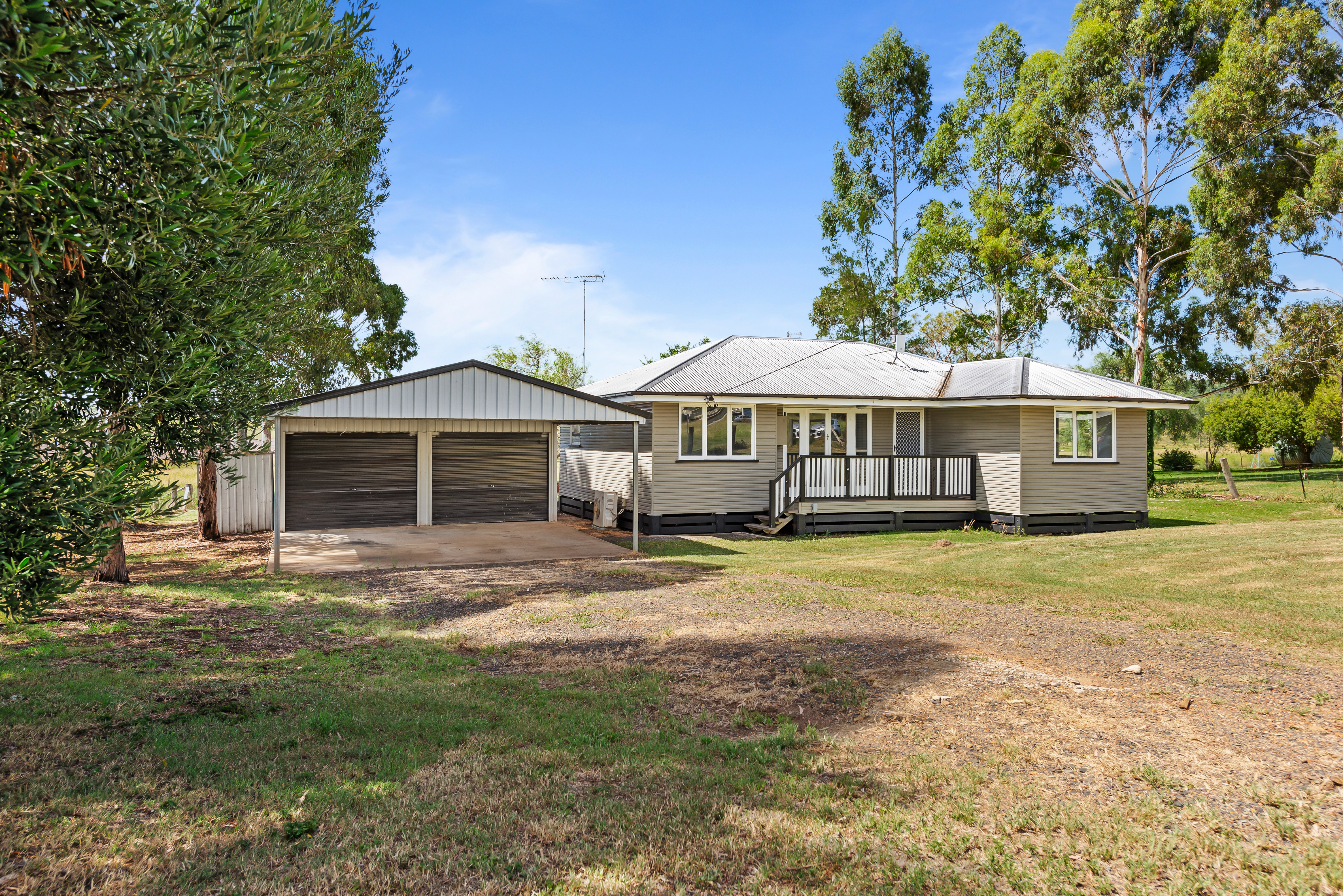 10 BINNIE ST, GREENMOUNT QLD 4359, 0 ห้องนอน, 0 ห้องน้ำ, House