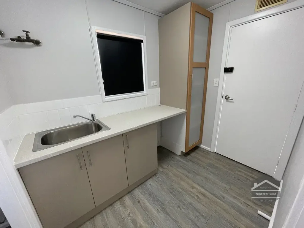 3x1 Home with a spacious yard