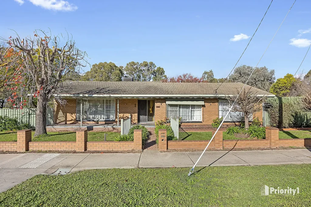 North Bendigo 3غرفة نوم CLASSIC COMFORT, CONVENIENCE & ROOM TO ENTERTAIN