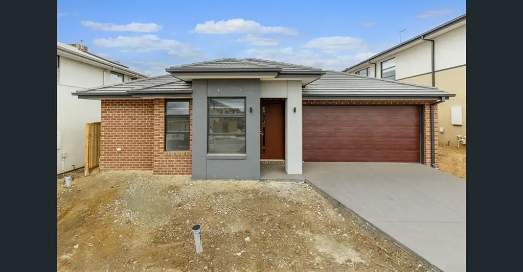 Modern Family Home in the Prestigious Smiths Lane Estate!