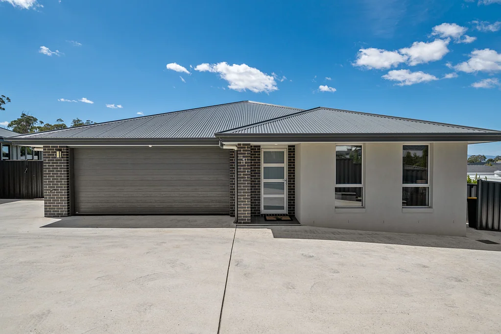 1/49 Lakeside Drive, Kings Meadows, TAS 7249