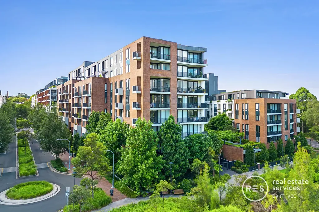 Experience Prestige Living | Mirvac 3-Bedroom + Study Apartment in Vance, Harold Park