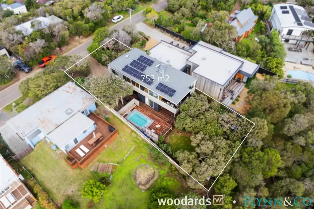 Rye 5 Bedroom Elevated Coastal Living with Bay Views