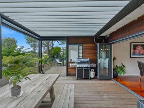 Mairangi Bay 4部屋 Sea views, Schools and Serenity