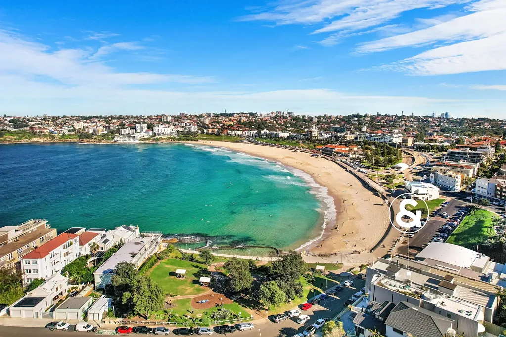 North Bondi 海滨精品工作室 高端设计配备 带阁楼床增强功能 石材厨房+设计师盆浴 宁静位置近冲浪店 沿海步道便利生活 Excellent Lifestyle Pad Right Across From Bondi Beach