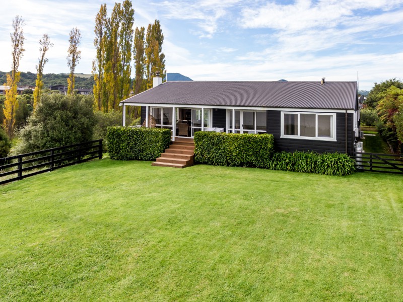 48 Nisbet Terrace, Kinloch, Taupo, 4 રૂમ, 2 બાથરૂમ