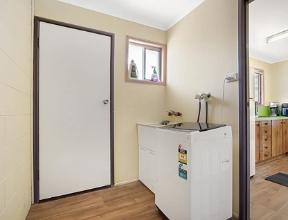 unit 1 & 2 13 Michael Moohin Drive, Slade Point, QLD 4740, 4 ਕਮਰੇ, 2 ਬਾਥਰੂਮ, Apartment